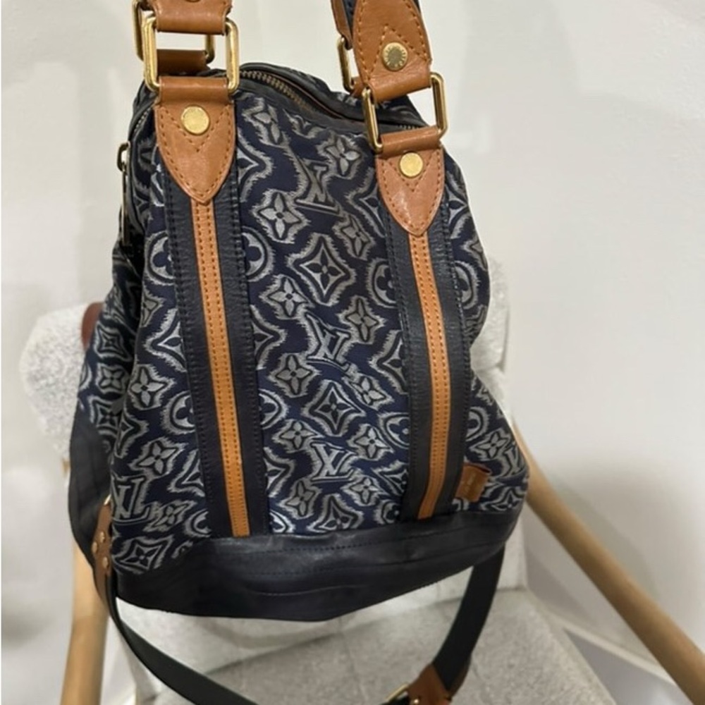 Louis Vuitton Jacquard Monogram Aviator Navy - Picture 3 of 4